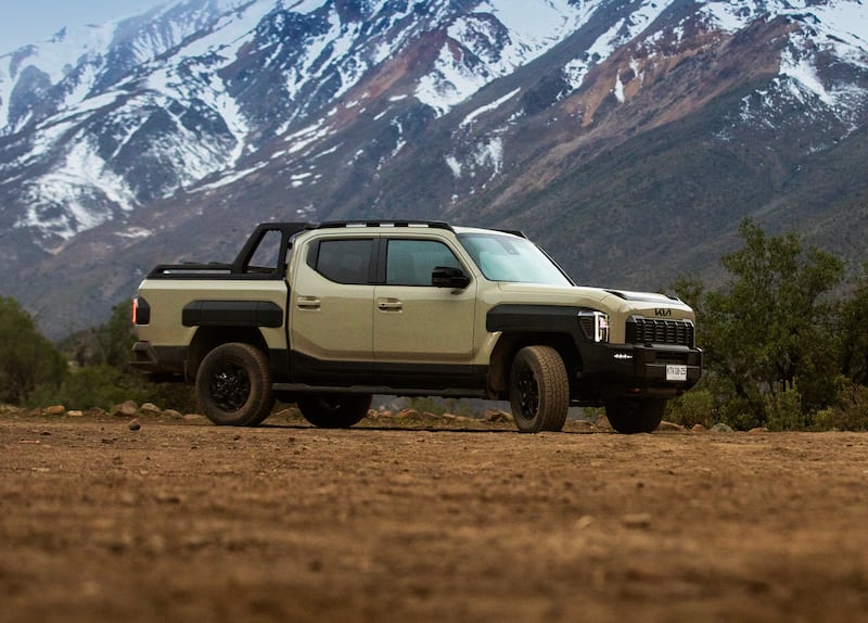 Kia Tasman debuta en Chile