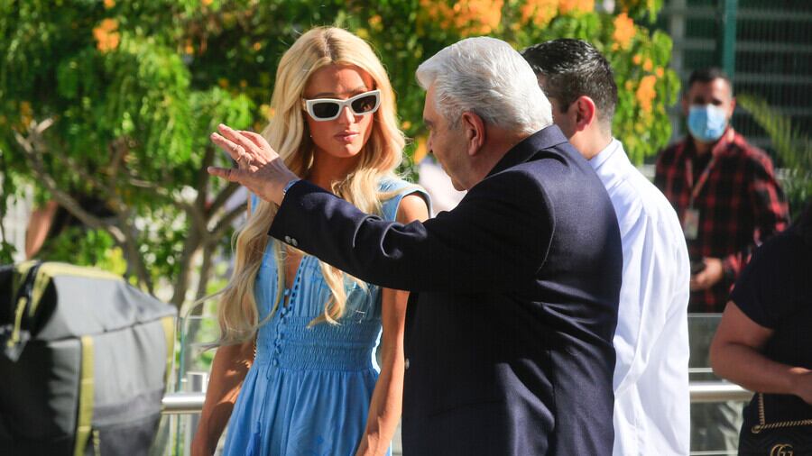 Imagen agencia Aton Paris Hilton en Teletón