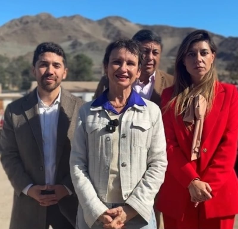 La precandidata presidencial del bloque oficialista debió salir del estudio radial donde era entrevistada en el instante en que se originó el movimiento telúrico.