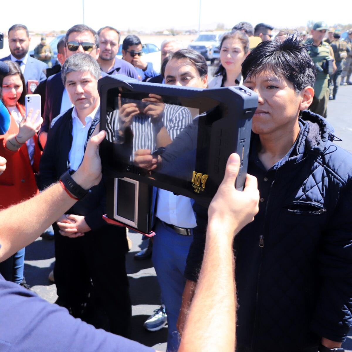 Polémica por distinción entre migrantes irregulares con y sin antecedentes delictuales Polémica por distinción entre migrantes irregulares con y sin antecedentes delictuales