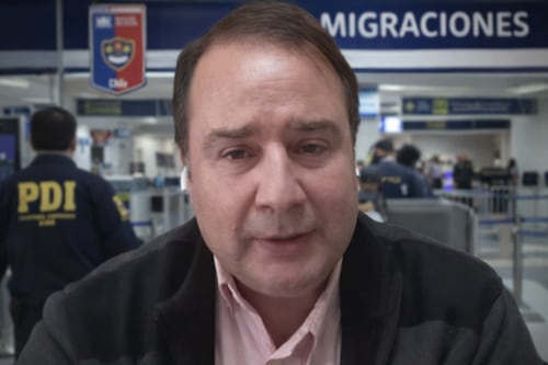 Director de Migraciones afirma que gobierno de Boric buscó regularizar a 180 mil migrantes