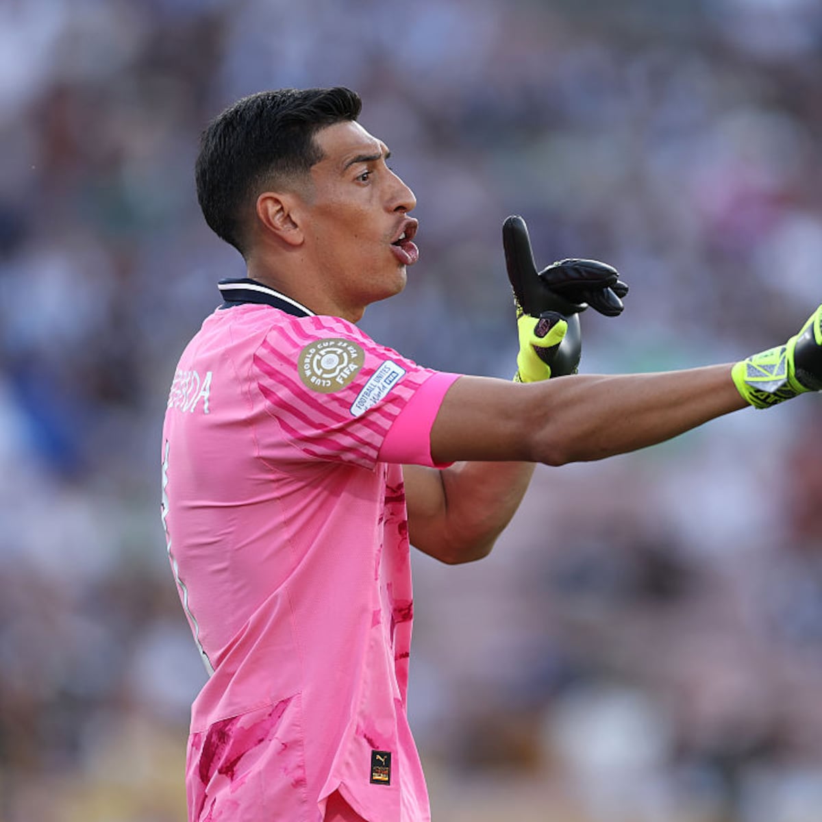 Real Zaragoza niega fichaje de Esteban Andrada a Colo Colo Real Zaragoza niega fichaje de Esteban Andrada a Colo Colo