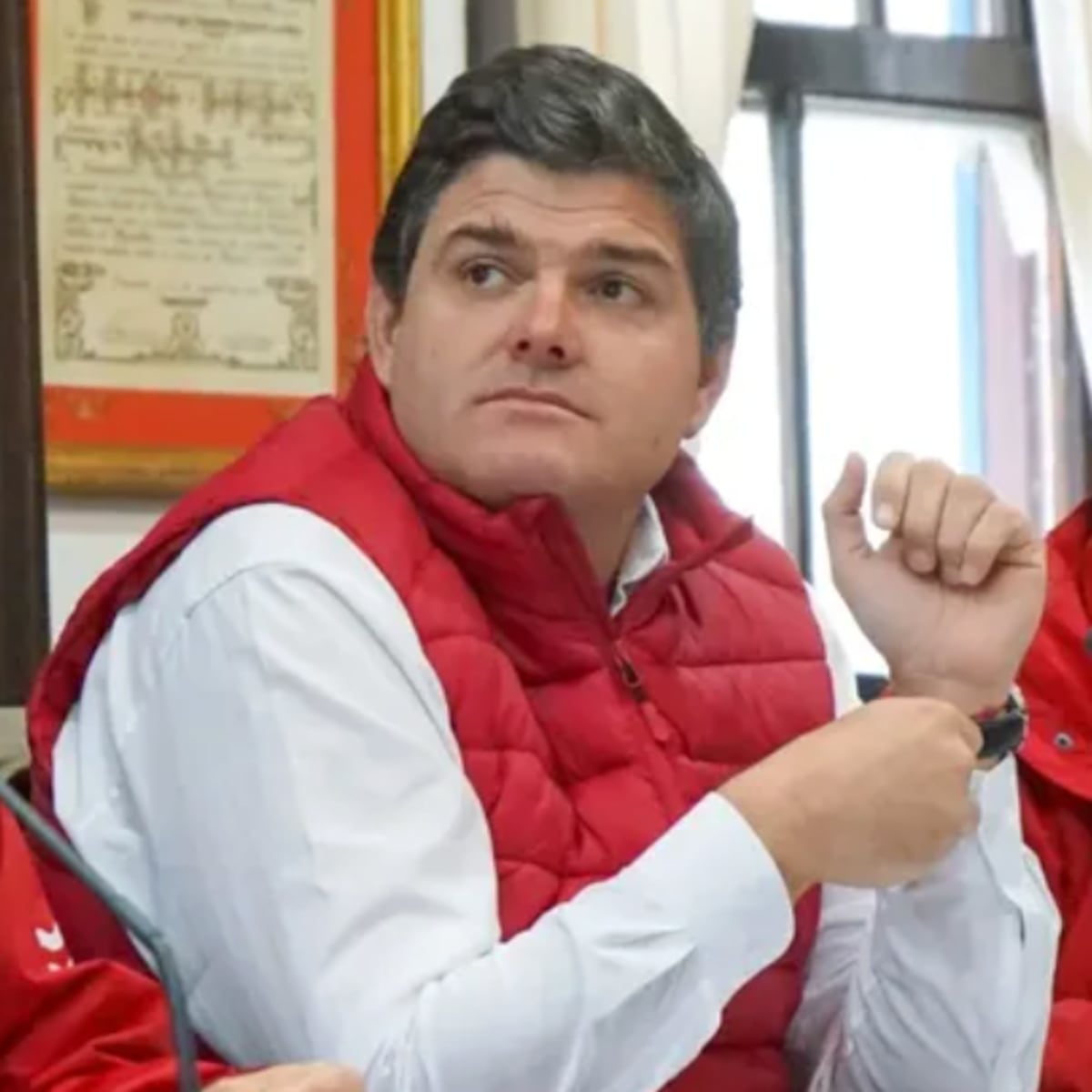 Alcalde de Zapallar reasigna recursos del desfile del 21 de mayo Alcalde de Zapallar reasigna recursos del desfile del 21 de mayo