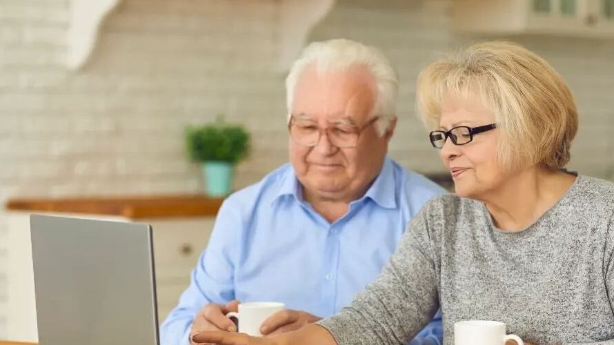 Los adultos mayores pueden postular en nuestro país a una serie de bonos y subsidios estatales en caso de pertenecer a los sectores vulnerables de Chile.