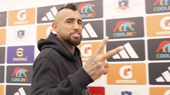 El mediocampista de Colo Colo aseguró que no fue convocado a la selección chilena por motivos ajenos a lo deportivo.