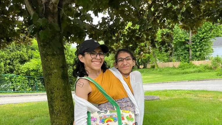 Carmen y Lupita Andrade