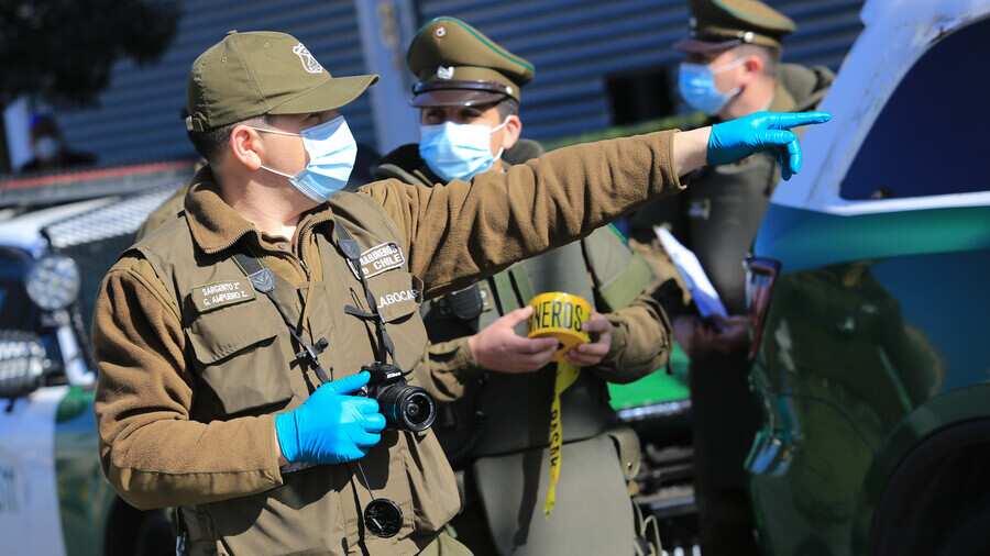 Tres trabajadores murieron tras caer a contenedor con 400 litros de ají en Talca