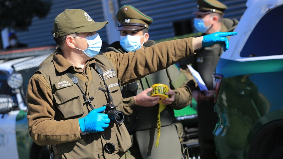 Tres trabajadores murieron tras caer a contenedor con 400 litros de ají en Talca