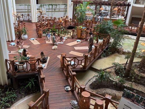 ¿Cuáles son los beneficios de vivir vacaciones wellness en hoteles con todo incluido?