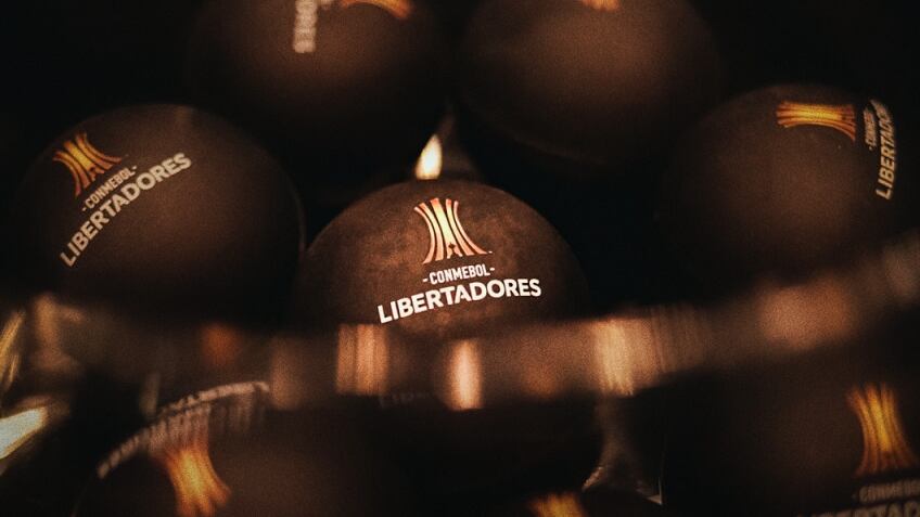 Colo Colo conocerá este lunes el nombre de su futuro rival en los octavos de final de Copa Libertadores.