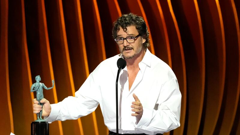 Pedro Pascal es el principal favorito para ser elegido como el hombre “más sexy del mundo” por la revista People