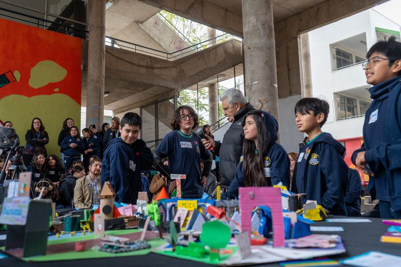 “Universo Hexa”: Teletón  y Fundación Mustakis presentan creativo juego que fomenta la inclusión en los colegios del país | Gentileza