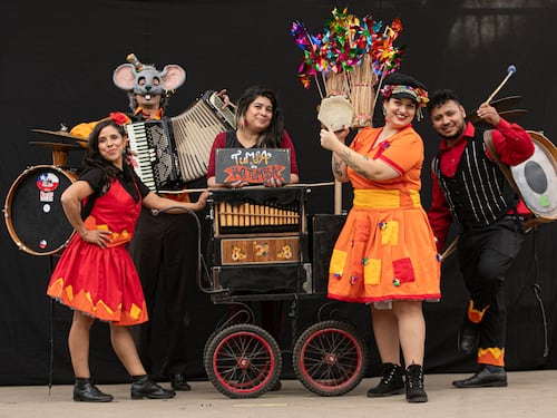 “Tumba y Retumba”: obra de teatro sobre el bombo chinchinero tendrá funciones gratuitas en las regiones de Valparaíso y O’Higgins