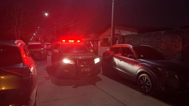 Hallan el cuerpo de una mujer de 70 años al interior de una maleta enterrada en su propia casa en Recoleta