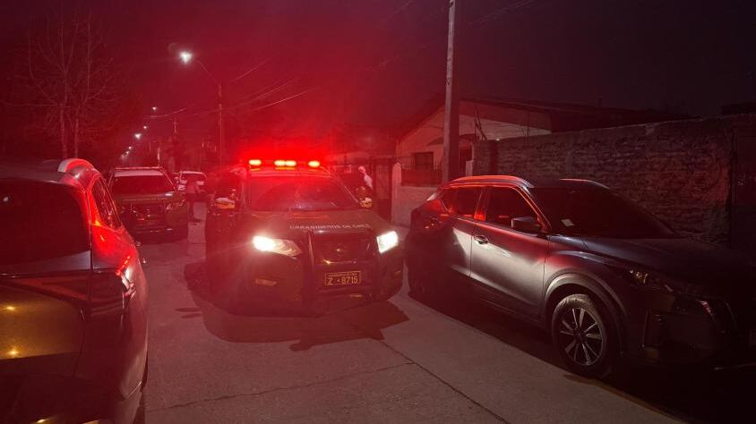 Hallan el cuerpo de una mujer de 70 años al interior de una maleta enterrada en su propia casa en Recoleta