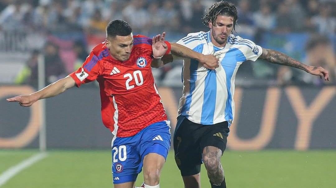 Chile cayó por la cuenta mínima ante la selección argentina en el Estadio Nacional.