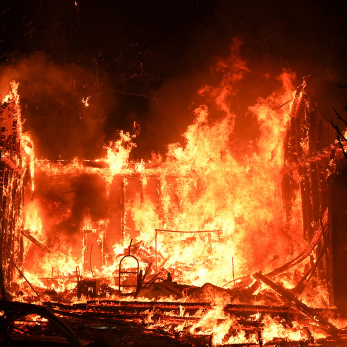Famosos afectados por incendios en Los Ángeles Famosos afectados por incendios en Los Ángeles