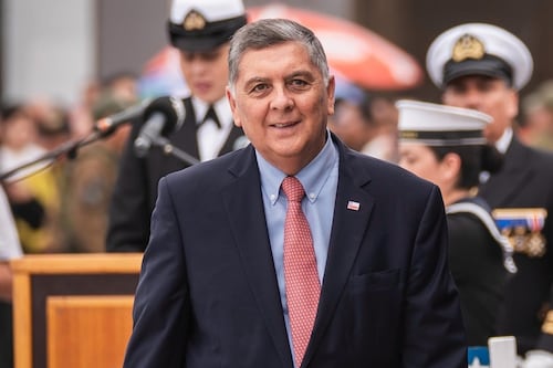 Ministro Alvarado apunta a la oposición por discusión de la megarreforma y advierte que “seguiremos avanzando de acuerdo a la planificación”