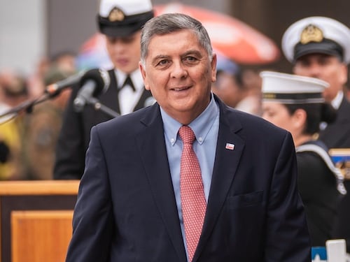 Ministro Alvarado apunta a la oposición por discusión de la megarreforma y advierte que “seguiremos avanzando de acuerdo a la planificación”