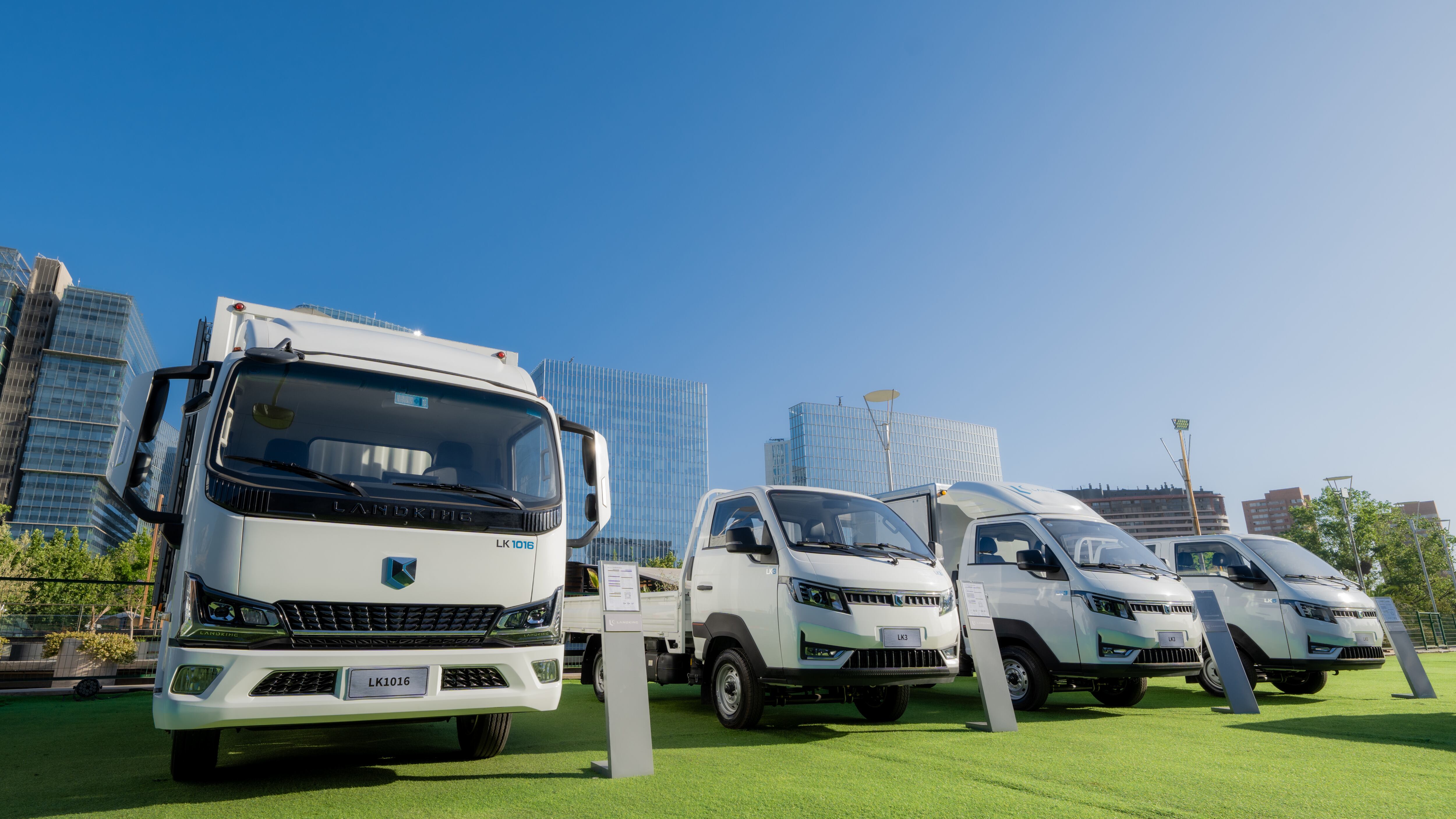 Llegada a Chile de la marca Landking