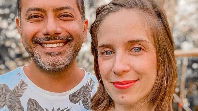 Alison Mandel y Pedro Ruminot hacen especial anuncio familiar: adoptaron a una niña