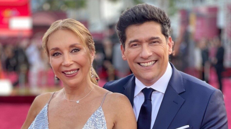 Karen Doggenweiler y Rafael Araneda, animadores del Festival de Viña