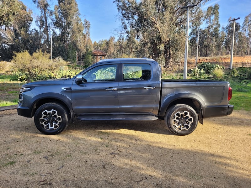 JAC T9
