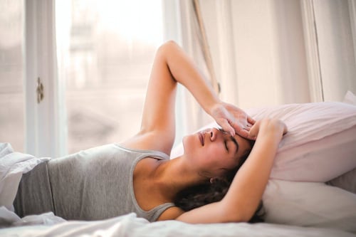 Estudio de la Universidad de Chile prueba terapia eléctrica para aliviar el dolor menstrual