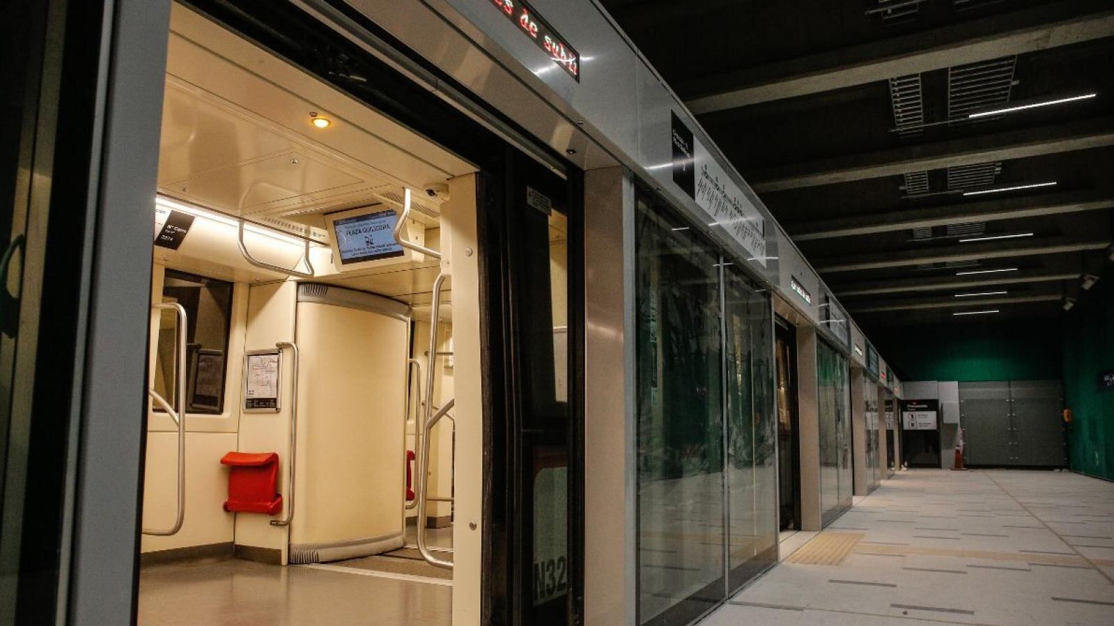 Metro de Santiago anuncia que Línea 1 tendrá puertas de andén a partir de diciembre