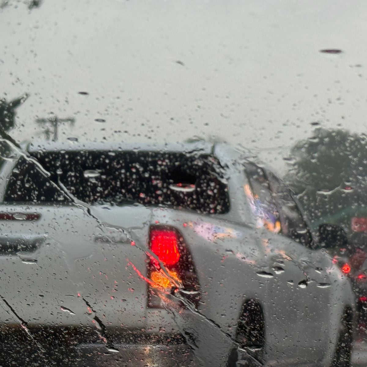 Anticipan lluvias, granizos y tormentas eléctricas en Santiago Anticipan lluvias, granizos y tormentas eléctricas en Santiago