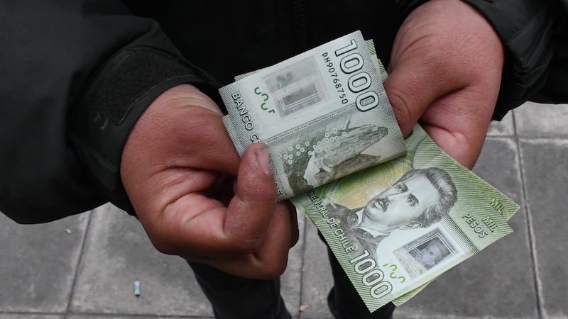 ¿Cómo postular este año al Bono Base Familiar? Subsidio estatal que apoya económicamente a sectores vulnerables del país durante 24 meses