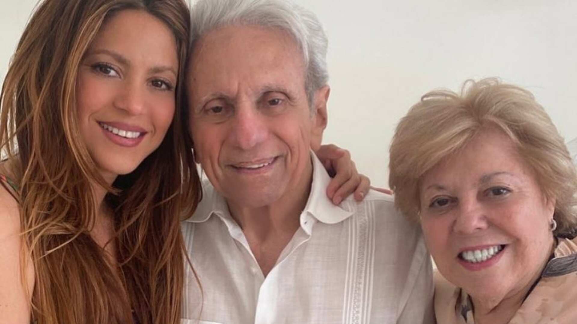 La cantante hizo un corto video de ellos que musicalizó con la canción "Acróstico", que dedicó inicialmente a sus hijos.