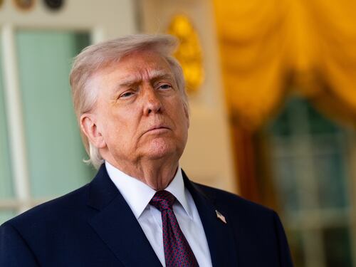 Trump apunta a un acuerdo “inminente” con Irán tras conversaciones “muy positivas”