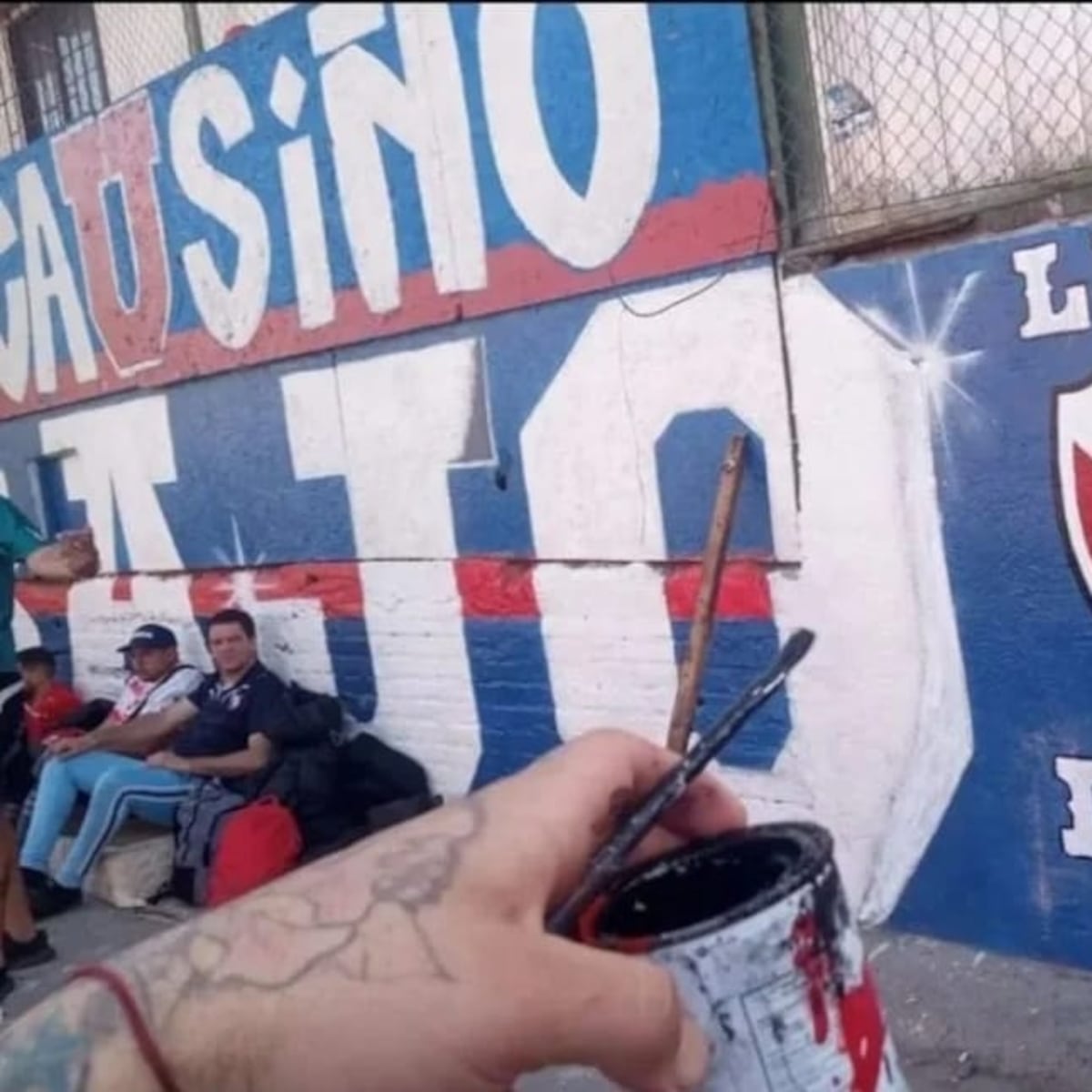 Liberan a 103 chilenos detenidos en Avellaneda Liberan a 103 chilenos detenidos en Avellaneda