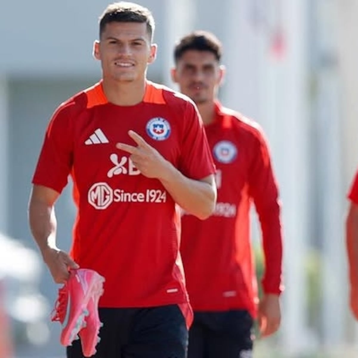 La Roja pierde a Lucas Cepeda por enfermedad antes de enfrentar a Ecuador La Roja pierde a Lucas Cepeda por enfermedad antes de enfrentar a Ecuador