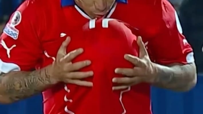 Gareca habría decidido el retorno de Gary Medel y Arturo Vidal a la selección que jugará el próximo mes en la Copa América.