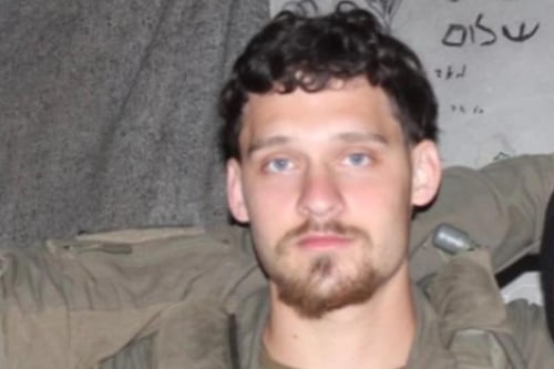 Ingresan querella contra ciudadano israelí-ucraniano por crímenes cometidos en Gaza: acusado estaría en Chile