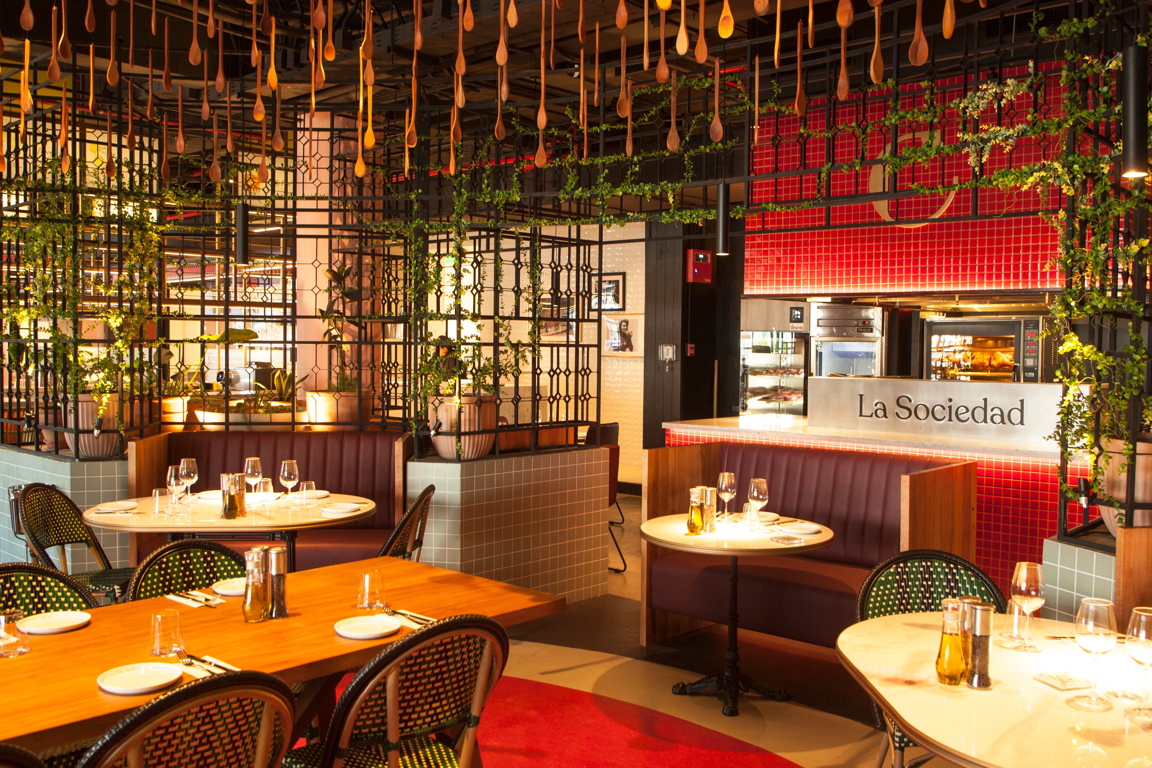 Llega "La Sociedad", un nuevo concepto gastronómico que fusiona tres reconocidas cocinas en Santiago