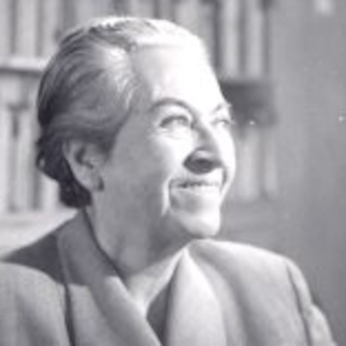 Denuncian incumplimiento de herencia de Gabriela Mistral Denuncian incumplimiento de herencia de Gabriela Mistral