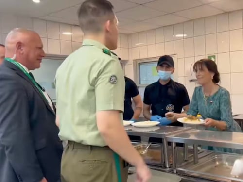 Contraloría da 10 días al Gobierno para responder por polémico almuerzo de María Pía Adriasola en La Moneda