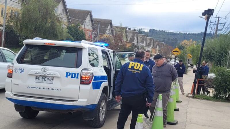 Detienen a bombero presuntamente responsable de incendios de Valparaíso que dejaron 137 muertos