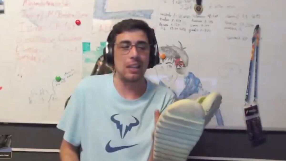 Tense Streamer