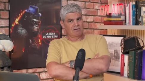 El periodista deportivo valoró el triunfo de la selección chilena sobre Venezuela, sin embargo, cuestionó el trabajo de su entrenador, Ricardo Gareca, por acertar con una formación debido a las lesiones de otros futbolistas.