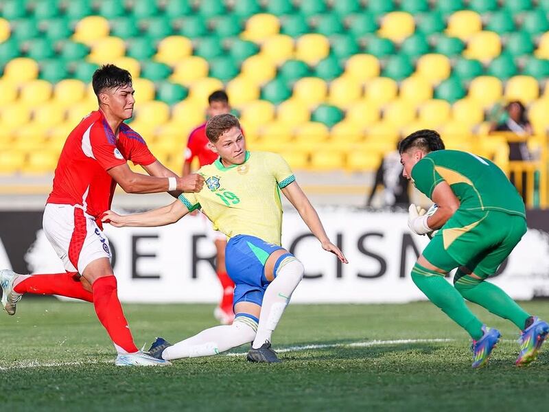 ¿Quién es Vicente Villegas? El arquero de la Sub 17 de Chile que especialistas aseguran “será el número uno de la selección adulta” en pocos años