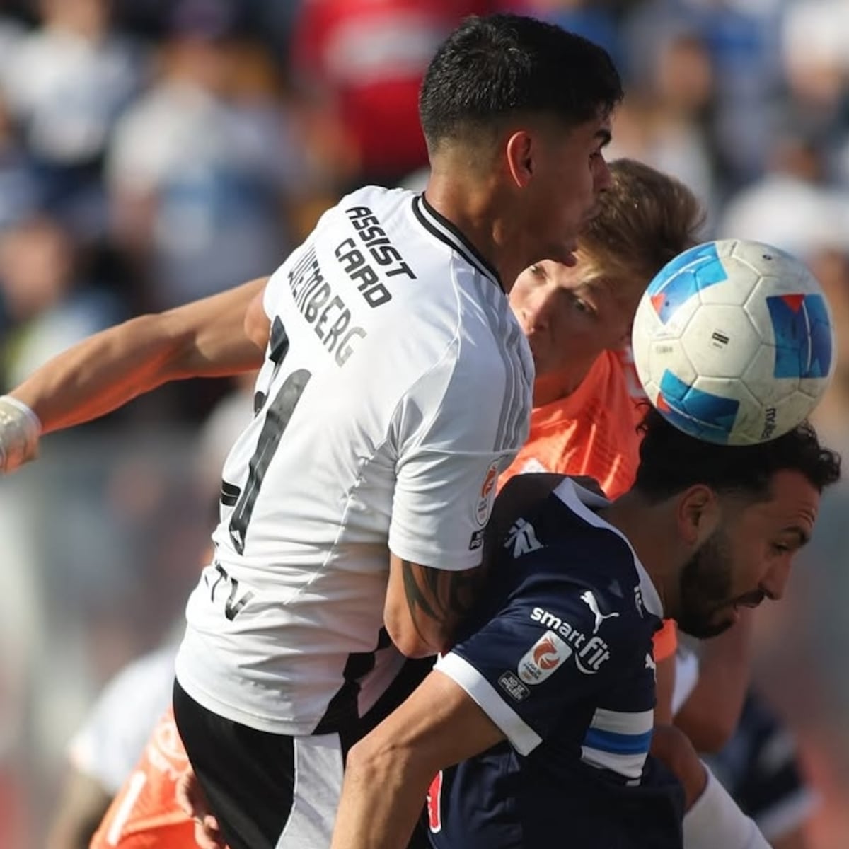 Tarotista de Almirón llega a Chile para limpiar jugadores albos antes del Superclásico Tarotista de Almirón llega a Chile para limpiar jugadores albos antes del Superclásico