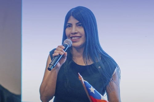 Tensión en Valdivia: Ministra de Ciencias Ximena Lincolao es agredida y rociada con agua en la UACh