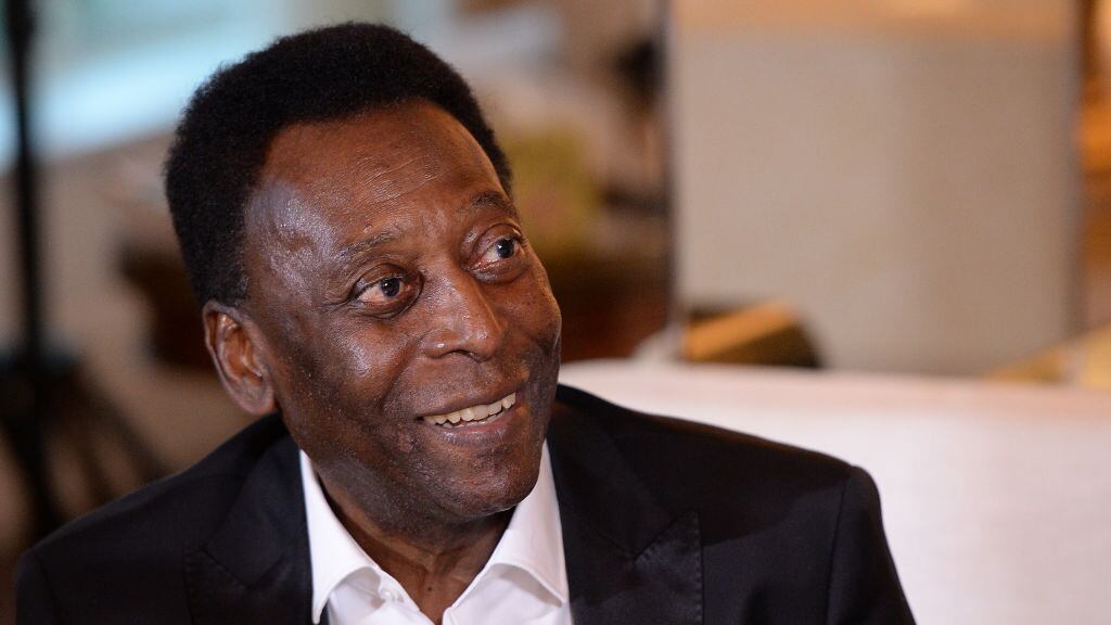 Pelé mandó un mensaje en redes sociales