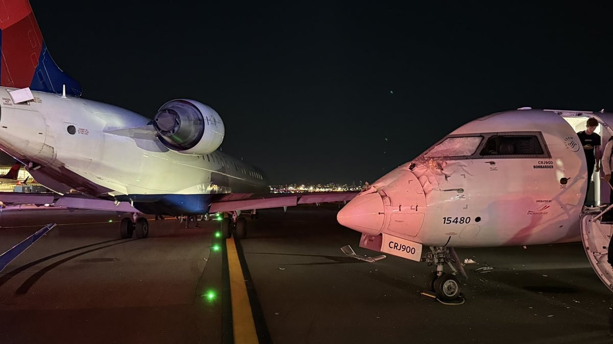 Accidente en aeropuerto LaGuardia: choque de dos aviones deja aeronaves destrozadas y genera preocupación sobre seguridad aérea estadounidense.