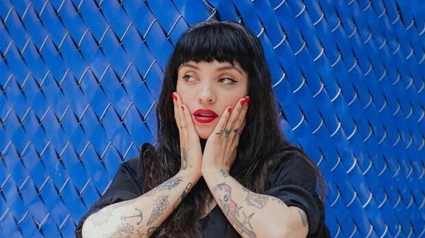 La reconocida cantante expresó su emoción al tener doble nacionalidad y nuevos proyectos en mente.