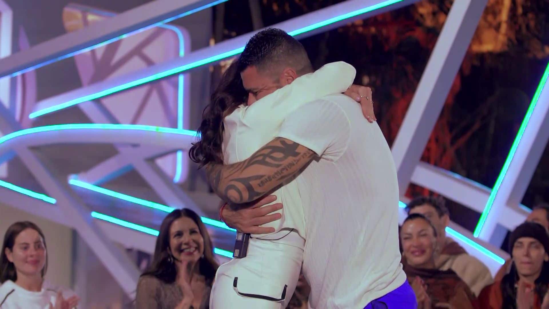 Karen Paola y Juan Pedro Verdier en Mundos Opuestos | Gentileza: Canal 13